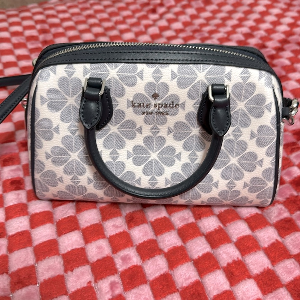 Kate Spade NWOT Never used